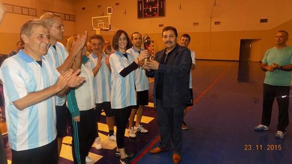24 Kasım Öğretmenler Günü Okullar Arası Voleybol Turnuvası Düzenlendi.
