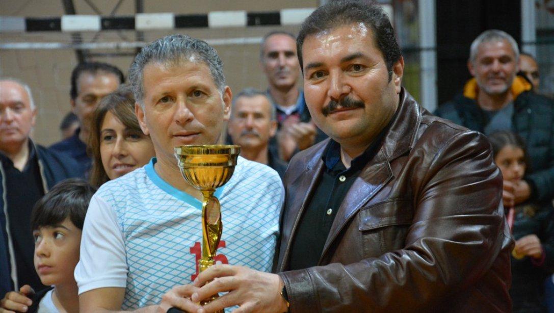 24 Kasım Okullar Arası Voleybol Turnuvası Final Maçı Ve Ödül Töreni Yapıldı.