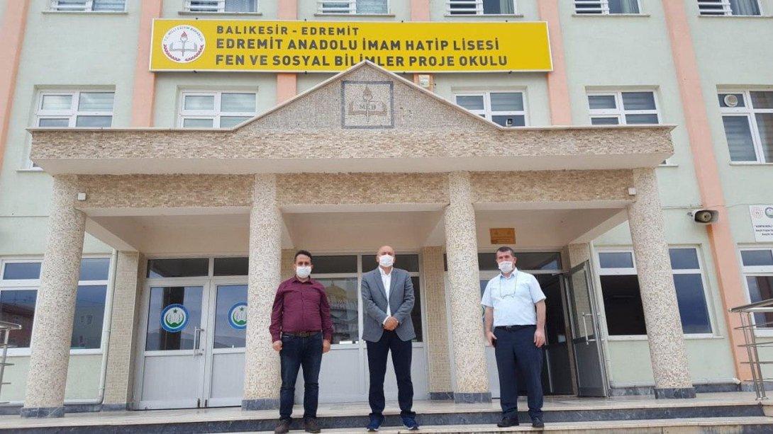 İlçe Milli Eğitim Müdürümüz Yakup Özbek Okul Ziyaretlerini Sürdürüyor.
