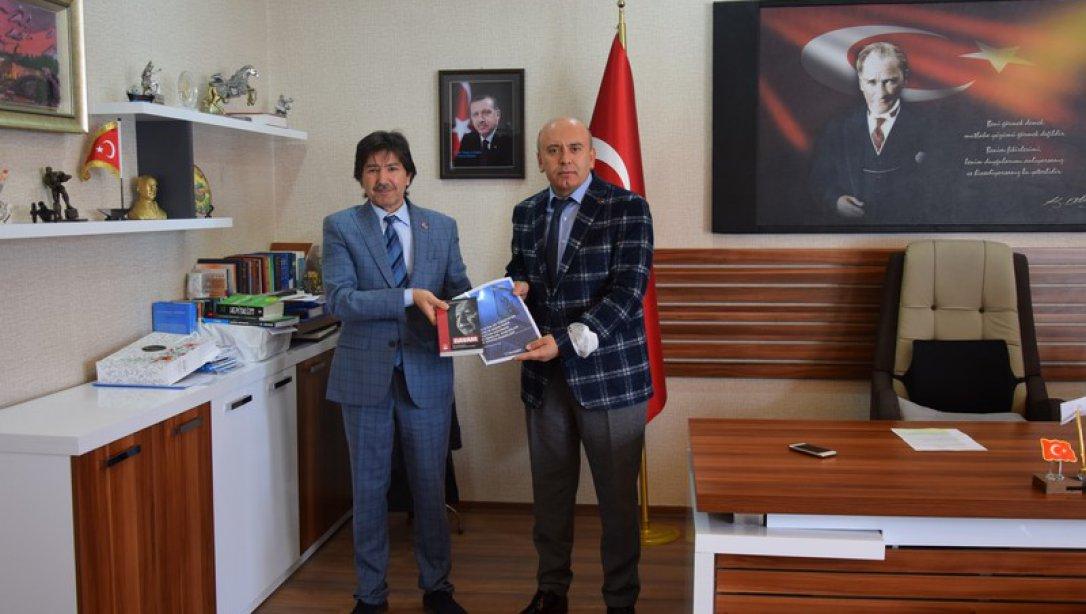 Edremit Saadet Parti İlçe Başkanı Ahmet PINAR, İlçe Millî Eğitim Müdürümüz Yakup ÖZBEK'i Ziyaret Etti.