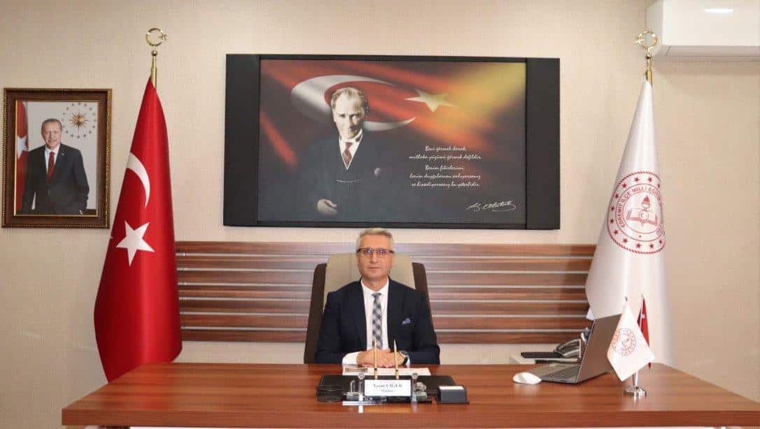 İlçe Milli Eğitim Müdürümüz Yaşar CİĞER' in 24 Kasım Öğretmenler Günü Mesajı 