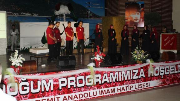 Edremit Anadolu İmam Hatip Lisesince Kutlu Doğum Programı Yapıldı.