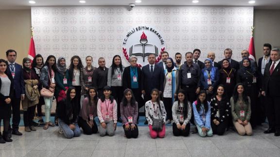 Filistin Kardeş Okul Projesi Ekibi Milli Eğitim Bakanı Sayın İsmet Yılmazı Ziyaret Etti.