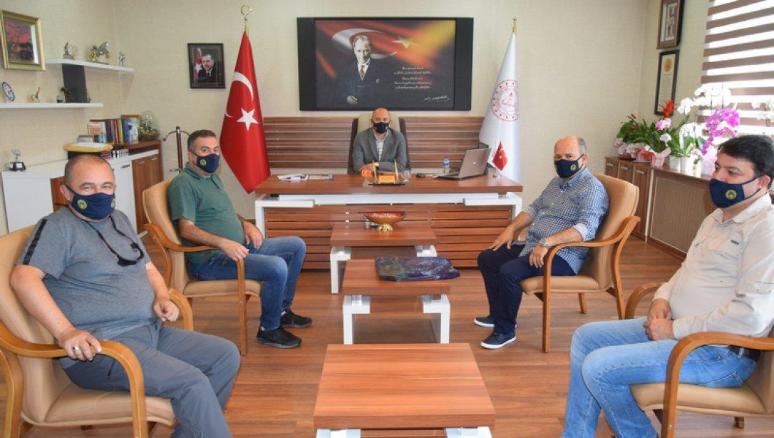 Edremit Fenerbahçeliler Derneği, İlçe Milli Eğitim Müdürümüz Yakup ÖZBEK'i Ziyaret Etti.