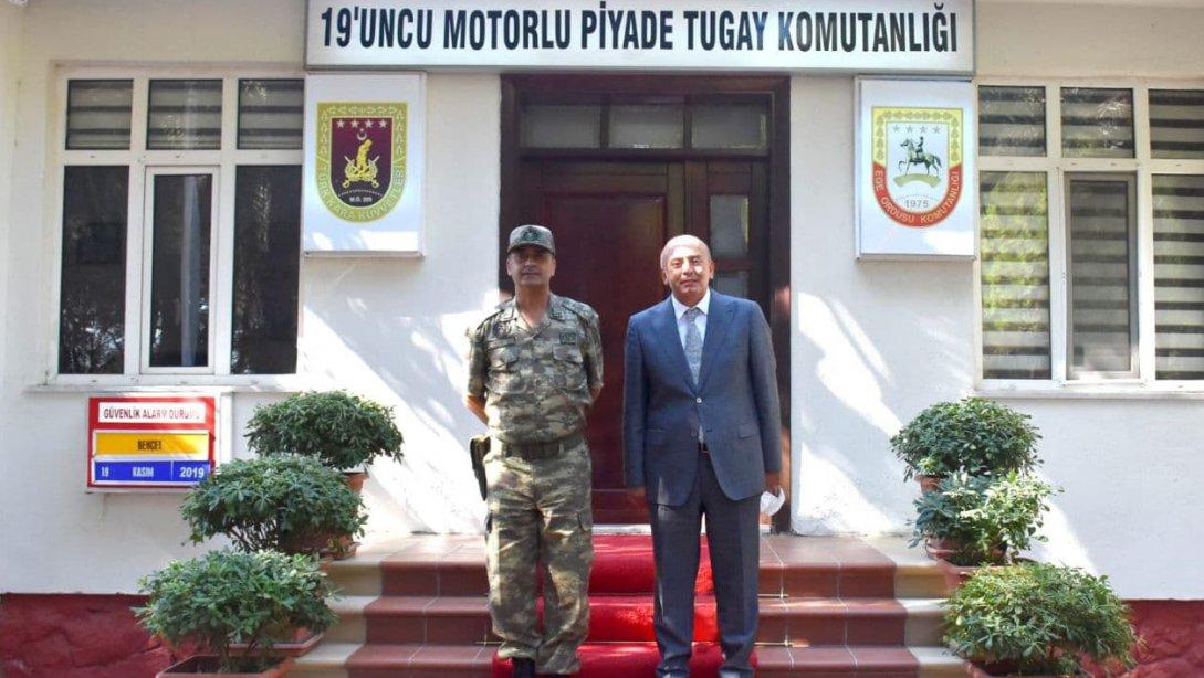 İlçe Millî Eğitim Müdürümüz Yakup ÖZBEK, 19.Motorlu Piyade Tugayı Komutanı P. Alb. Fuat KARA'ya İadeyi Ziyarette Bulundu.