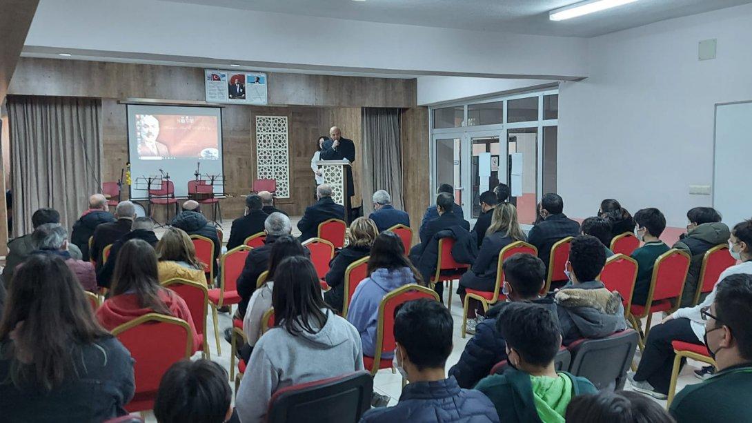 Şehit Tümgeneral Aydoğan Aydın Ortaokulumuzda Mehmet Akif Ersoy'u Anma Programı Yapıldı