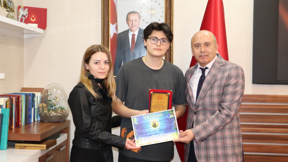 Kıvanç Dağ Ortaokulu Öğretmen ve Öğrencisi Rusya Devlet Üniversitesince Ödüllendirildi